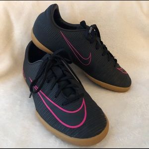 GUC Nike Mercurial X indoor cleats or futsal sz 2